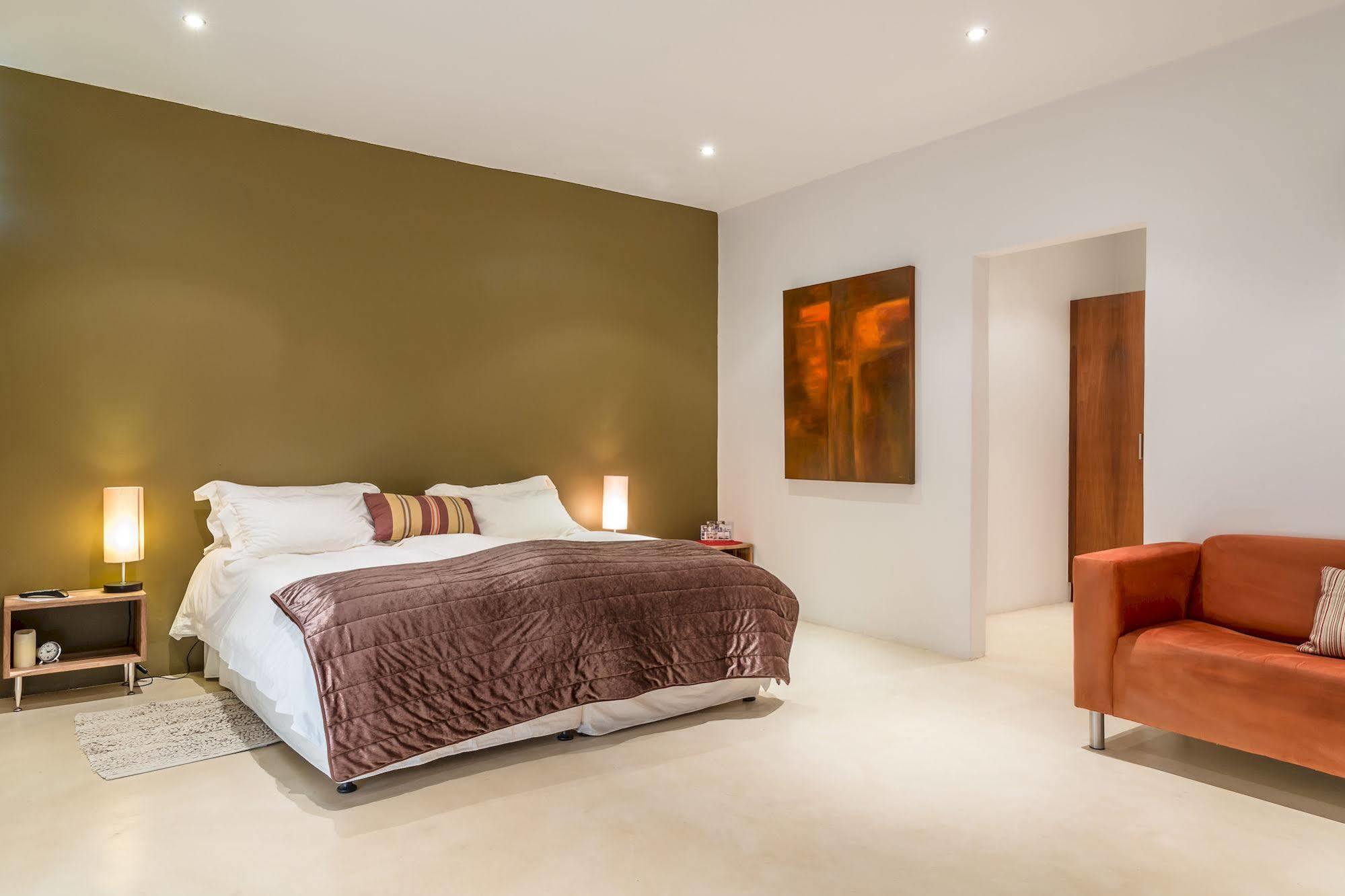 Colourful Manor Guesthouse Cape Town Ngoại thất bức ảnh