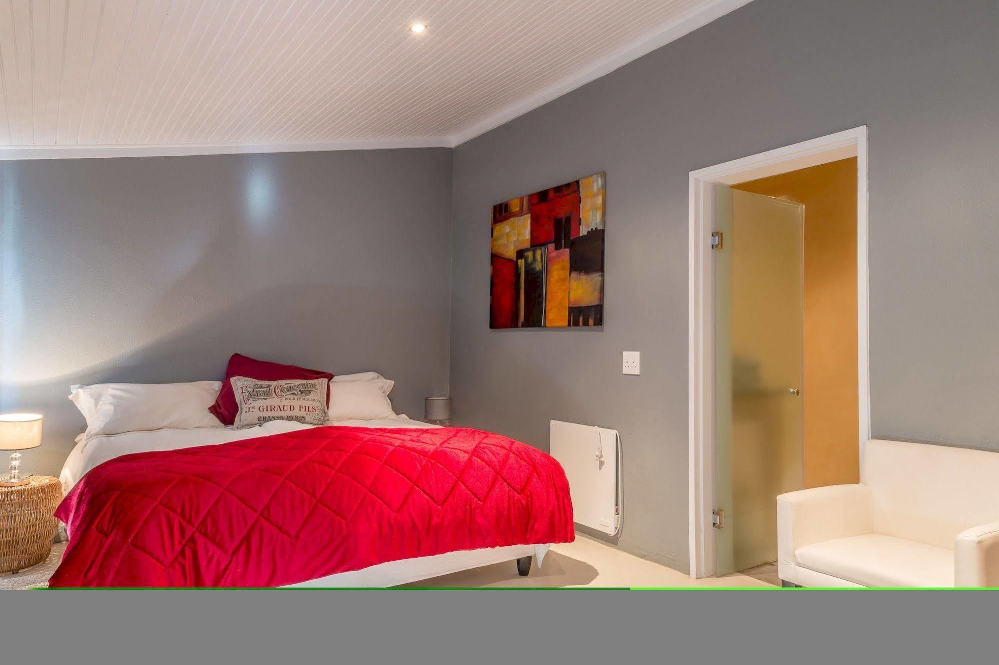 Colourful Manor Guesthouse Cape Town Ngoại thất bức ảnh