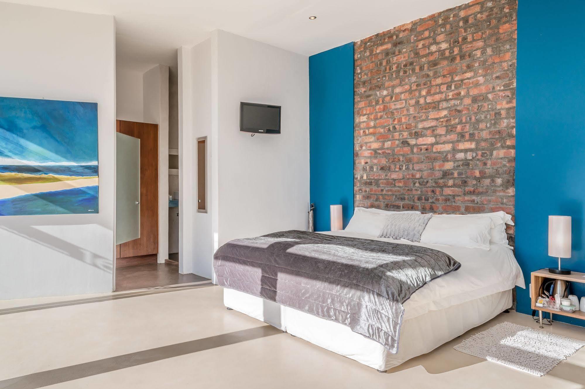 Colourful Manor Guesthouse Cape Town Ngoại thất bức ảnh